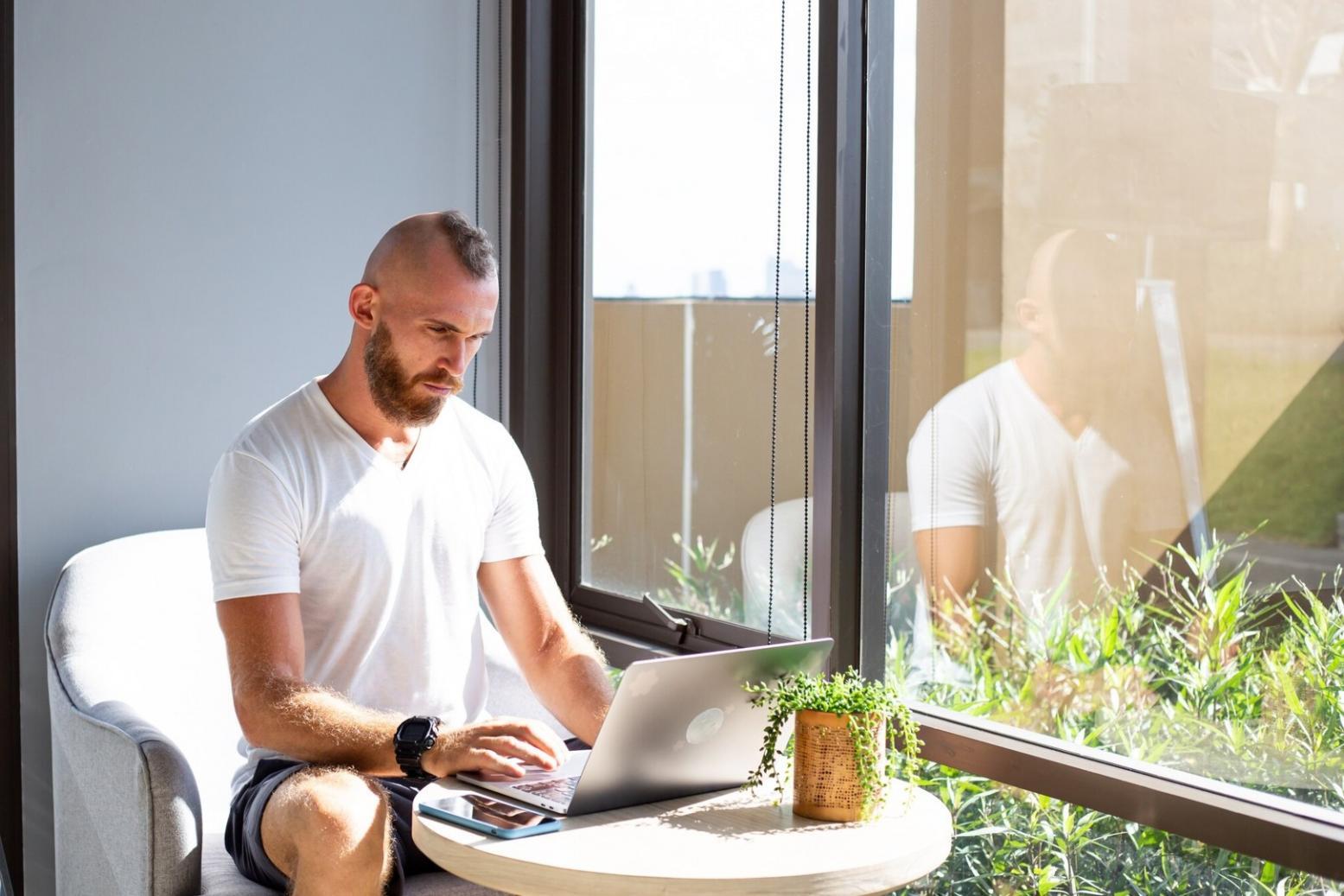 Business financial planning workshop environment